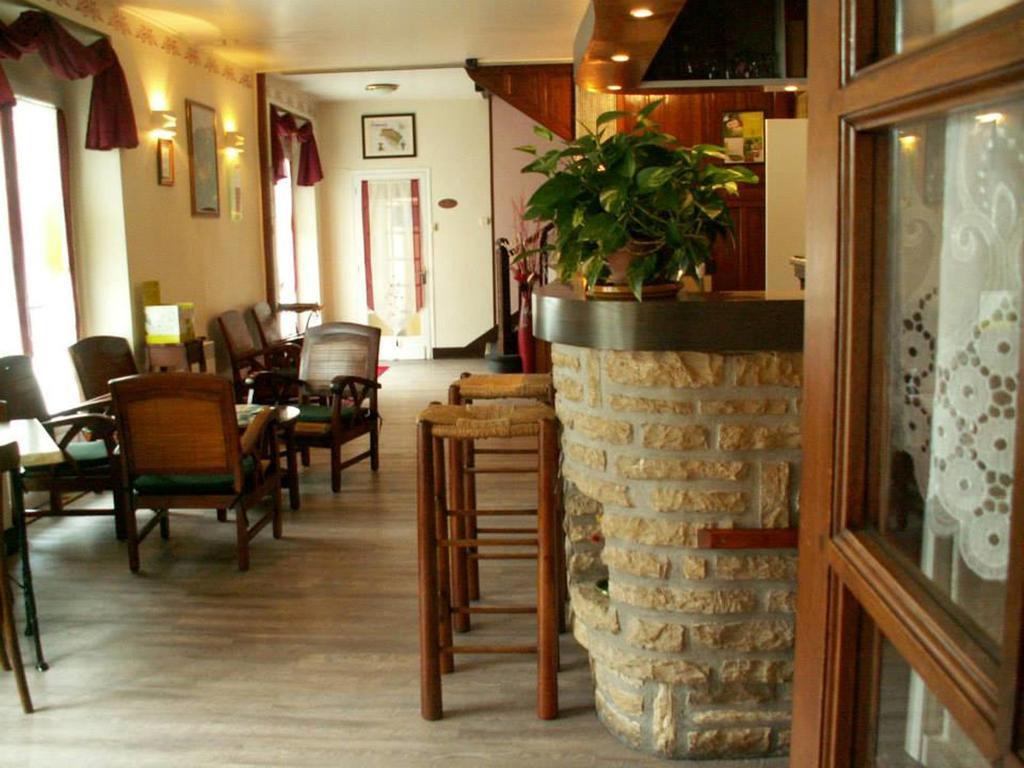 Le Relais Du Pont De Rhodes Hotel Frayssinet Luaran gambar