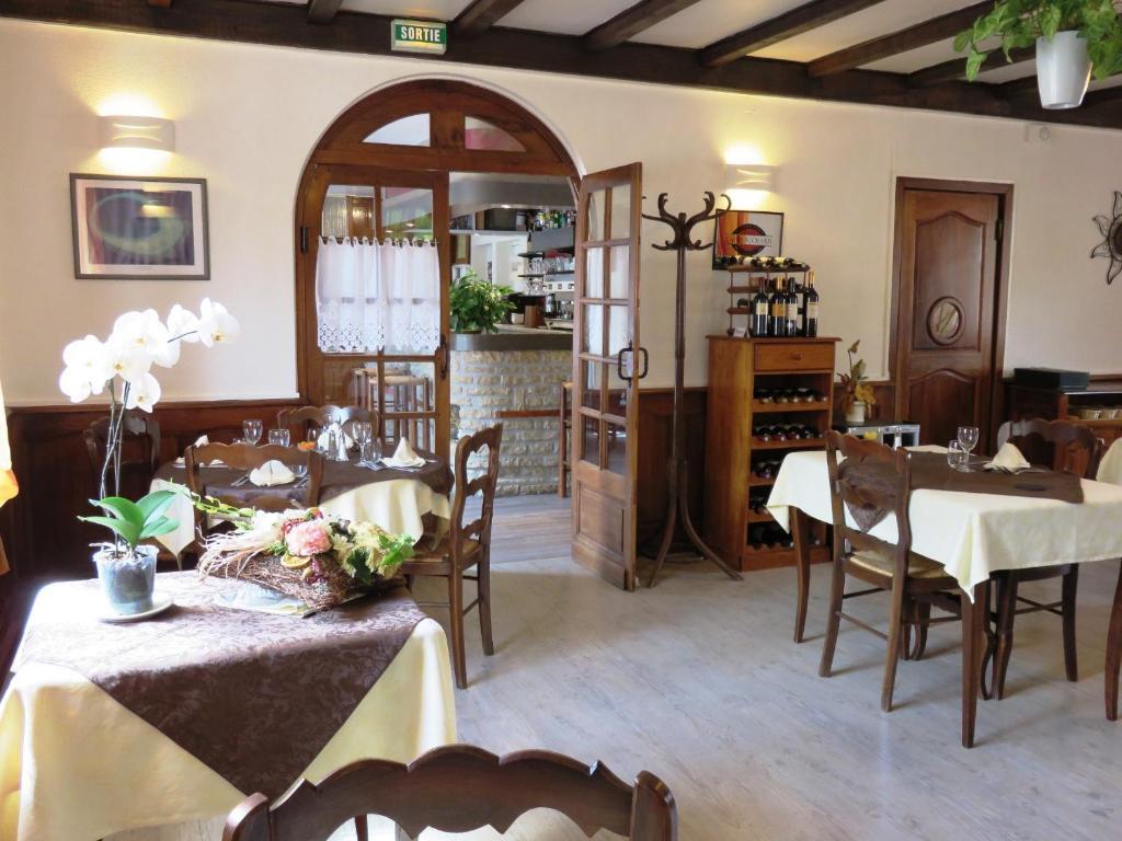 Le Relais Du Pont De Rhodes Hotel Frayssinet Luaran gambar